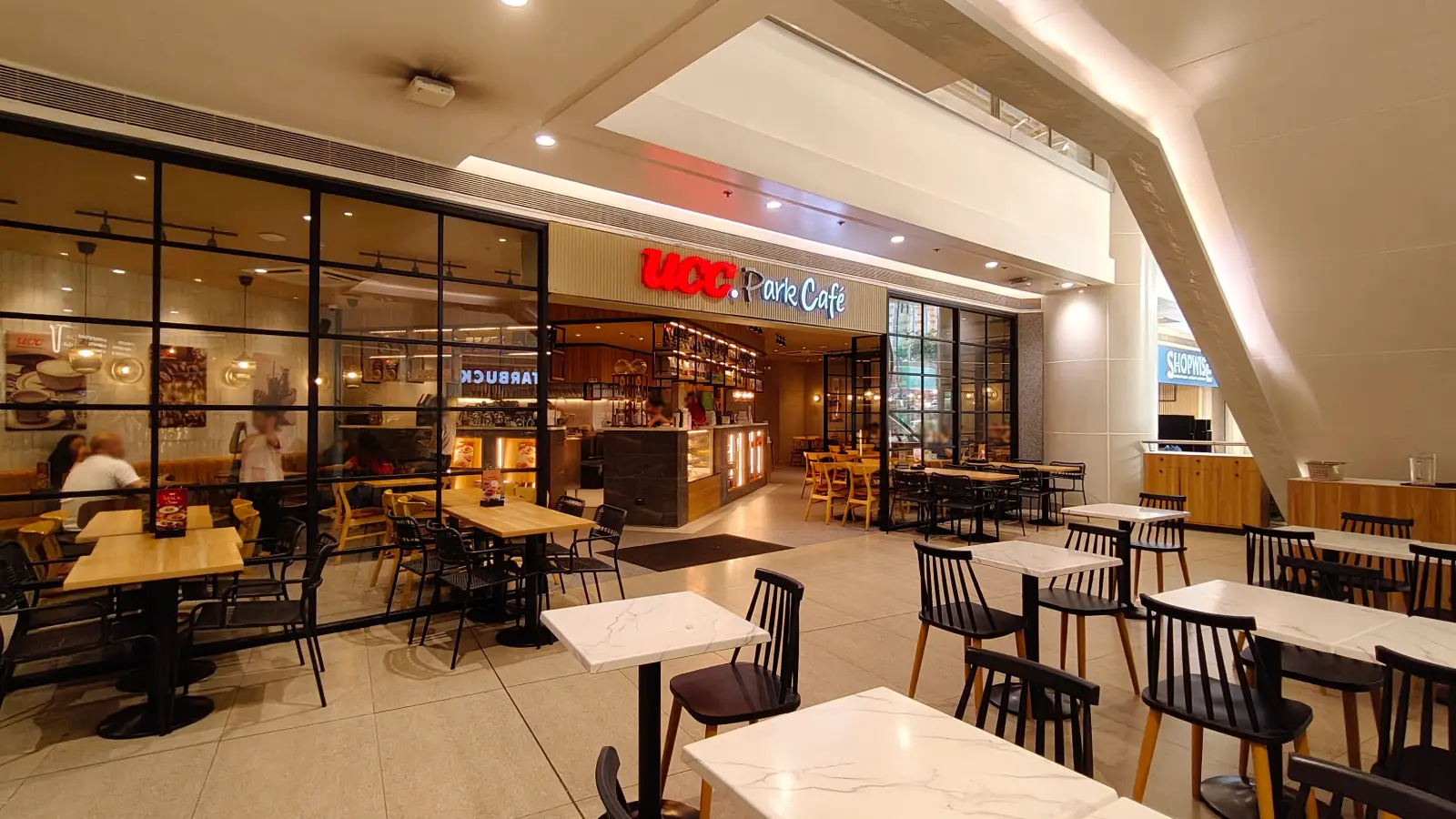 UCC CAFÉ in Gateway Mall